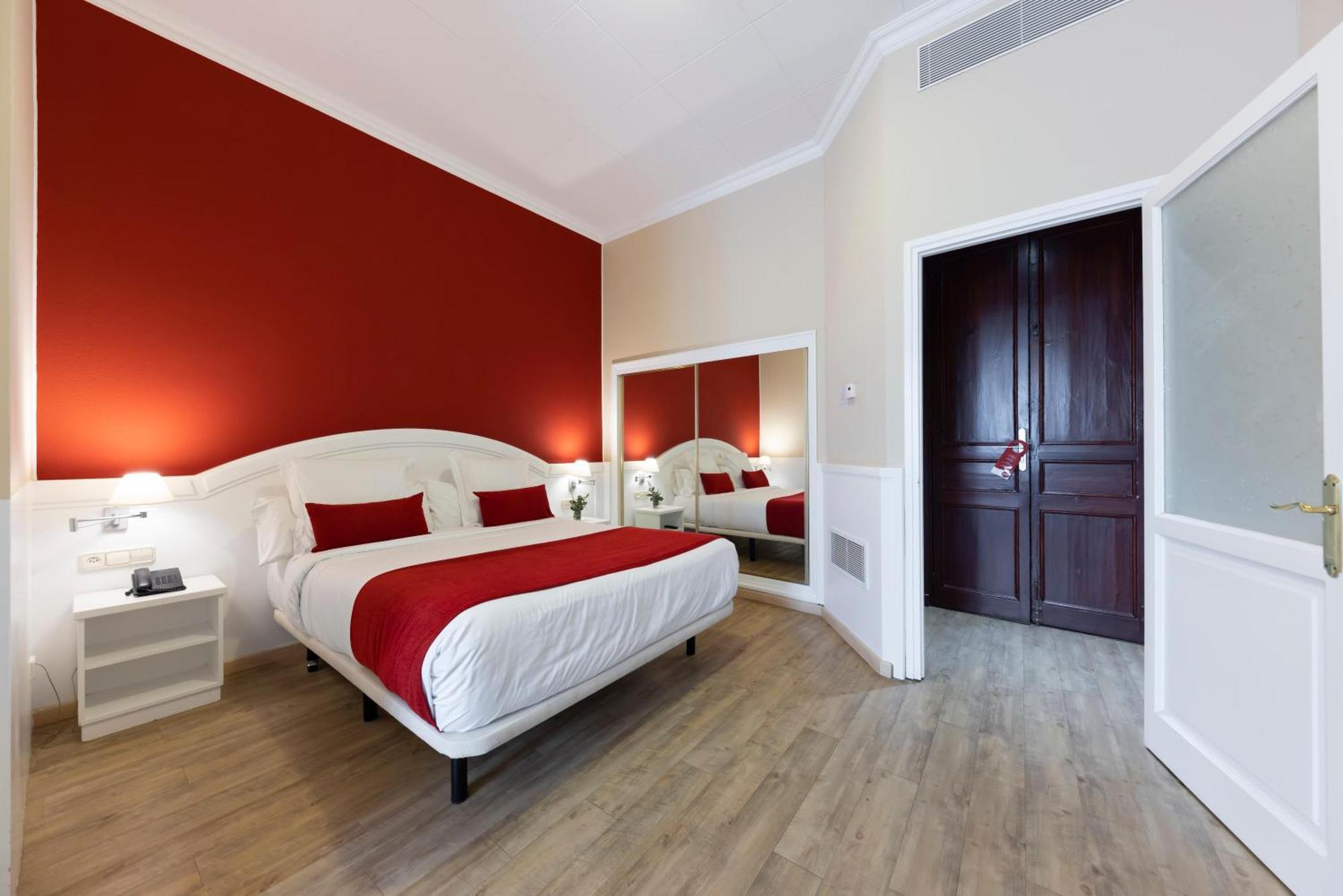 קאלדס דה מאלבלה 1881 Hotel Balneario Vichy Catalan מראה חיצוני תמונה