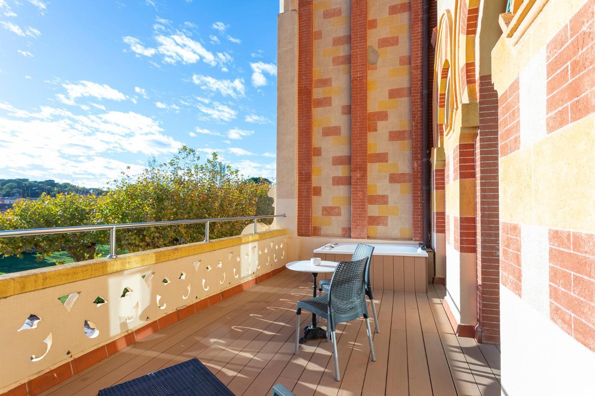 קאלדס דה מאלבלה 1881 Hotel Balneario Vichy Catalan מראה חיצוני תמונה