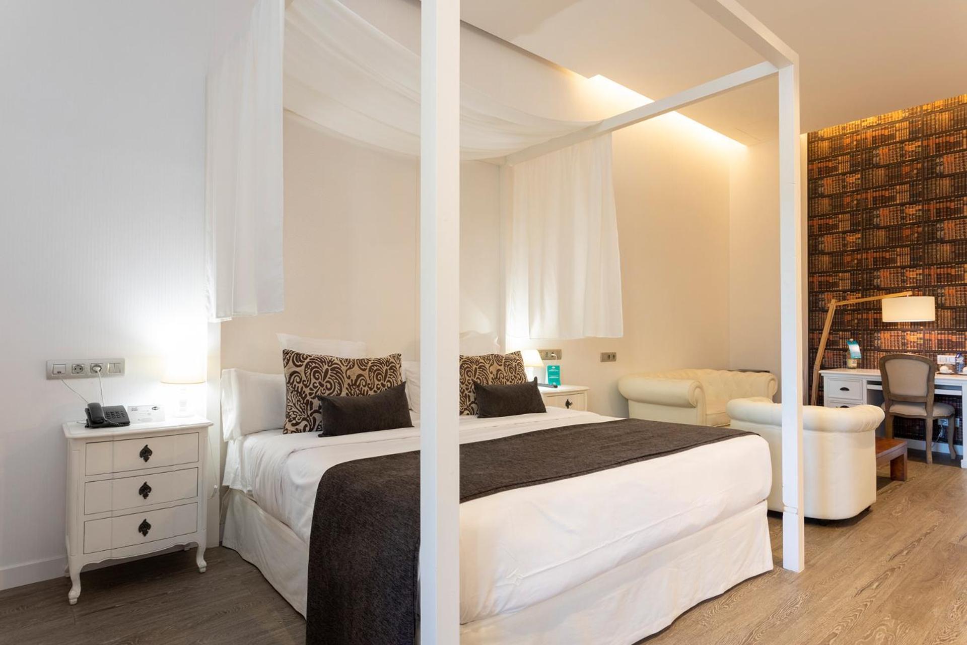קאלדס דה מאלבלה 1881 Hotel Balneario Vichy Catalan מראה חיצוני תמונה