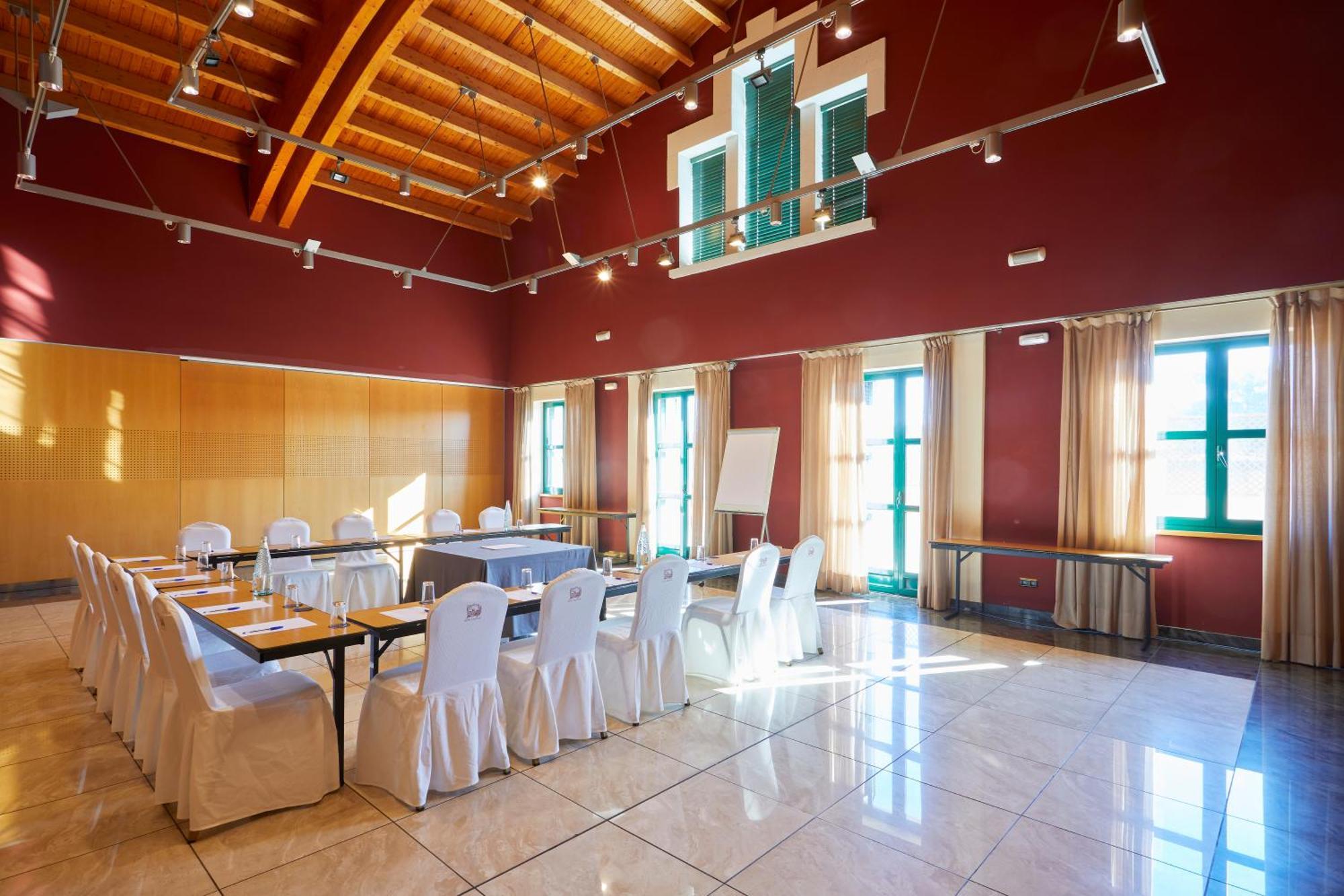 קאלדס דה מאלבלה 1881 Hotel Balneario Vichy Catalan מראה חיצוני תמונה